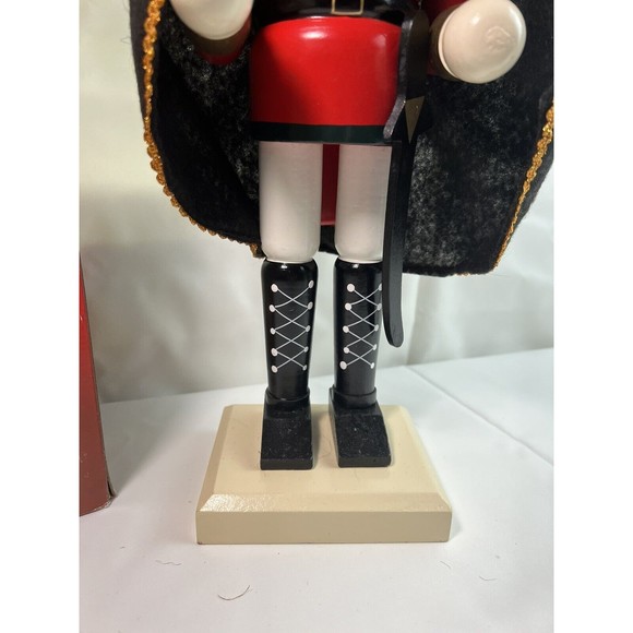 Timeless Treasures 20" Deluxe Wooden‎ Nutcracker King W/Black Cape Handcrafted - Picture 4 of 7